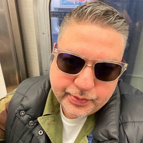 Meet your Posher, Jeff - Picture 2 of 2